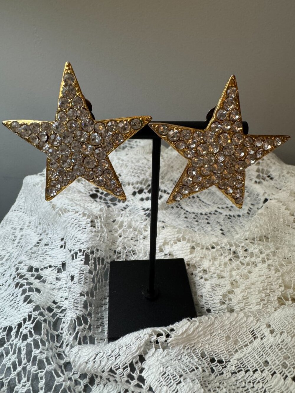 Vintage Pave Rhinestone Star Clip On Earrings Gold Tone Statement